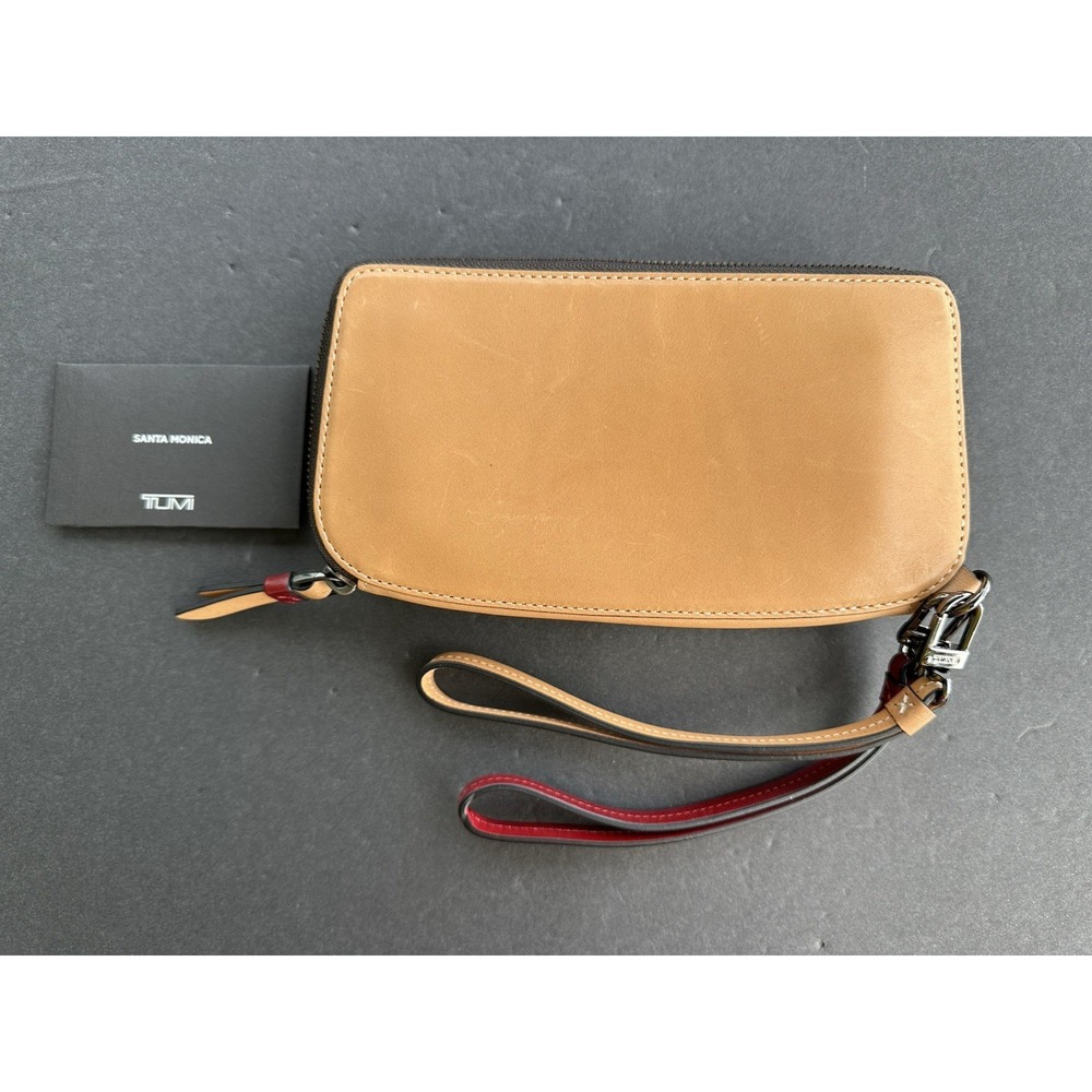 NWT  TUMI Women's Fraser‎ Zip Around Leather Wallet Wristlet Clutch color Brown - Picture 3 of 9